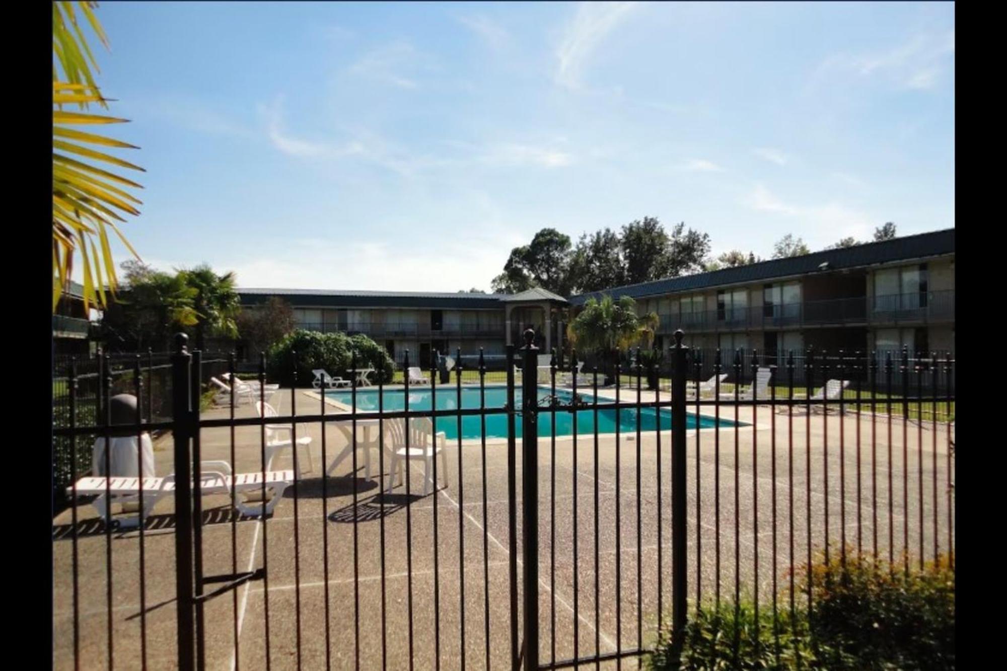 Oyo Hotel Audubon Baton Rouge Port Allen I-10 エクステリア 写真