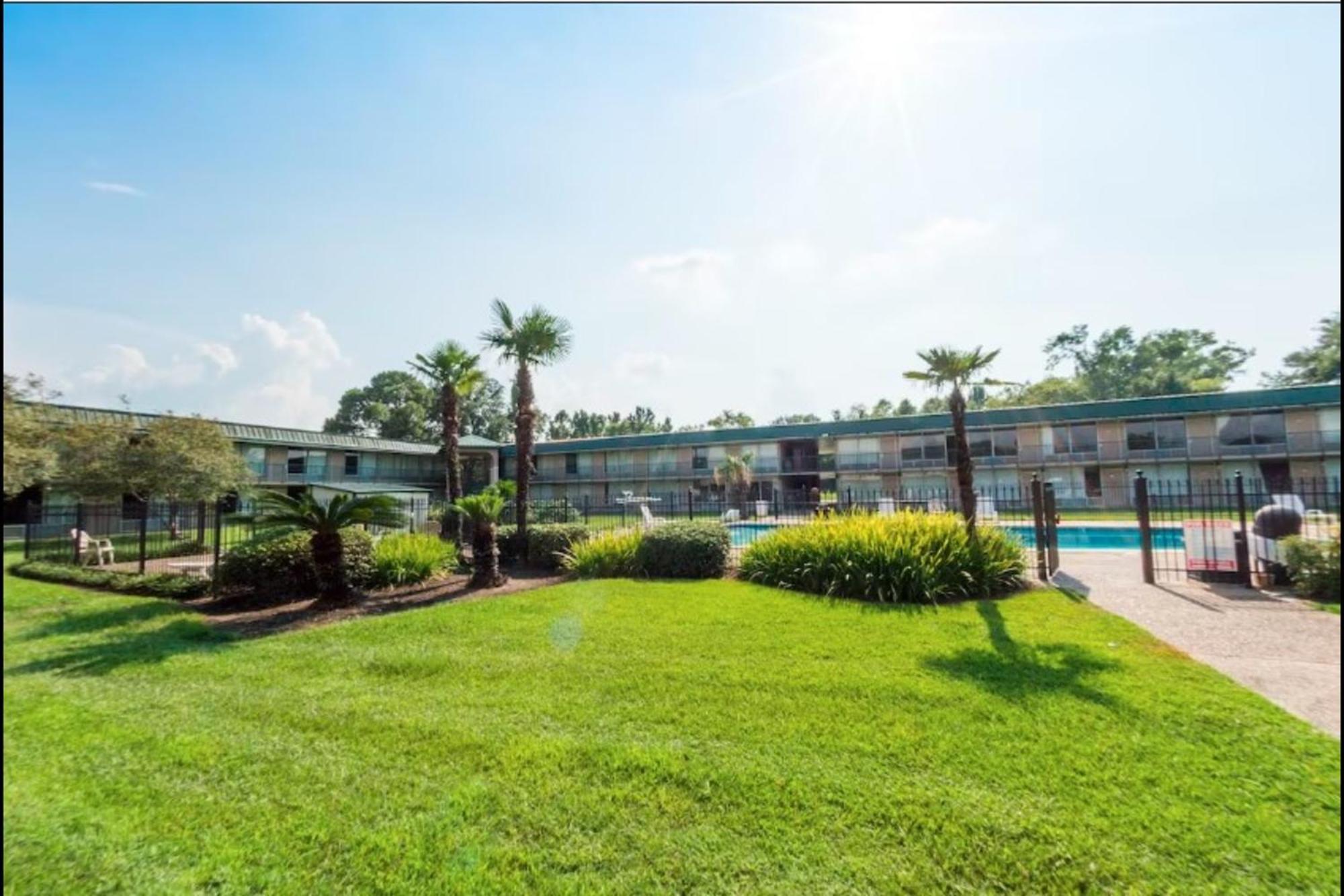 Oyo Hotel Audubon Baton Rouge Port Allen I-10 エクステリア 写真