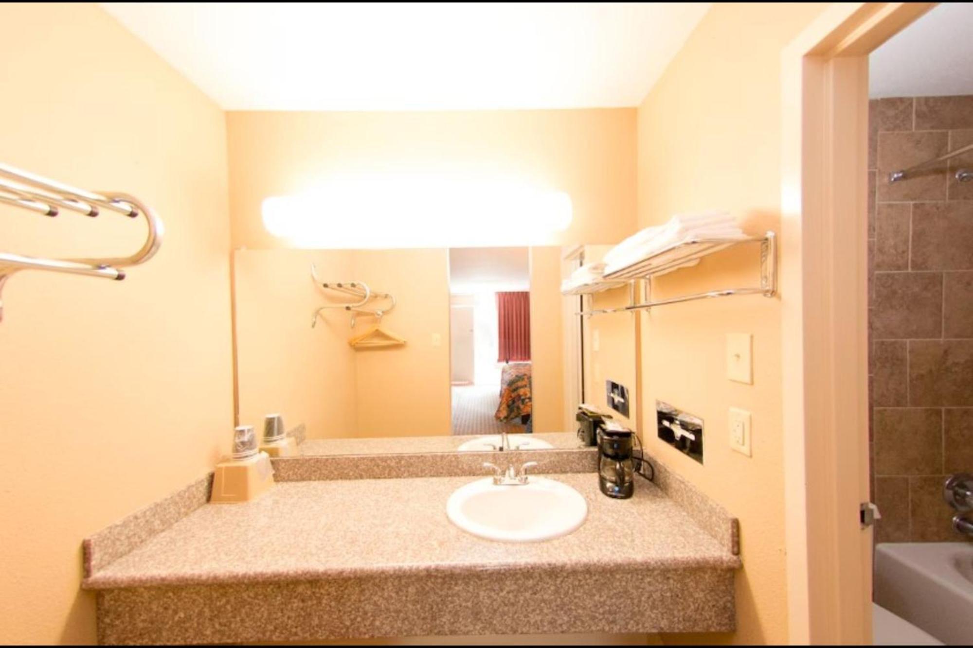 Oyo Hotel Audubon Baton Rouge Port Allen I-10 エクステリア 写真