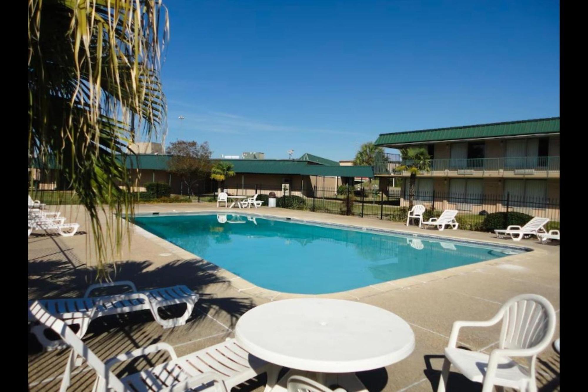 Oyo Hotel Audubon Baton Rouge Port Allen I-10 エクステリア 写真